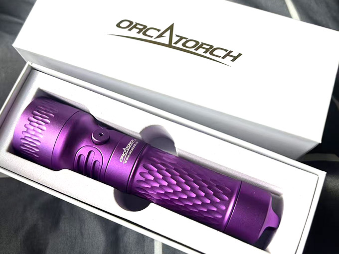 潜水手电筒、虎鲸OrcaTorch、X7专业潜水手电筒、虎鲸X7星云紫、潜水手电筒新色上市 X7-004-jpg.jpg