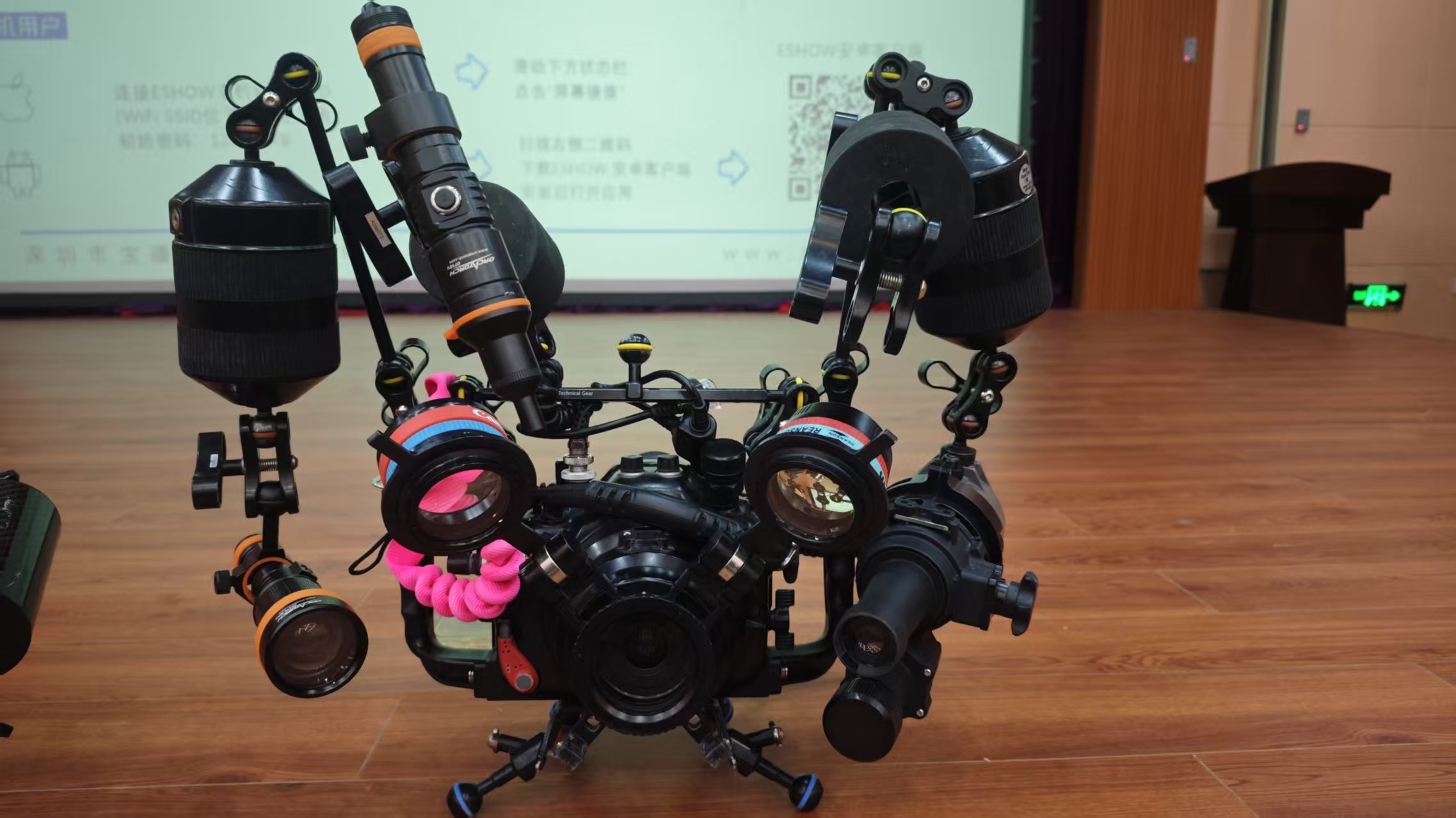 虎鲸OrcaTorch x DUPC 2026 国际水下摄影大赛官方赞助商:以专业之光,照亮万山群岛水下万象 虎鲸OrcaTorch x DUPC 2026 国际水下摄影大赛官方赞助商:以专业之光,照亮万山群岛水下万象