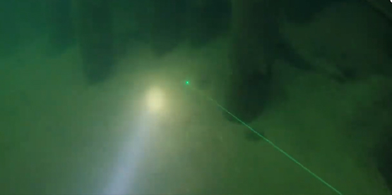 OrcaTorch D570-GL绿激光潜水灯测评