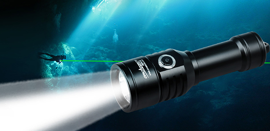 【潜水装备】一支激光+强光的潜水手电筒