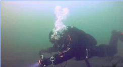 OrcaTorch D620 Canister Dive Light Underwater Test